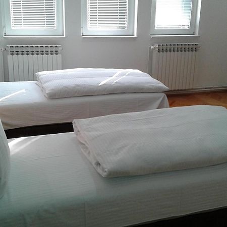 Apartment Villa Merci Сараево Екстериор снимка