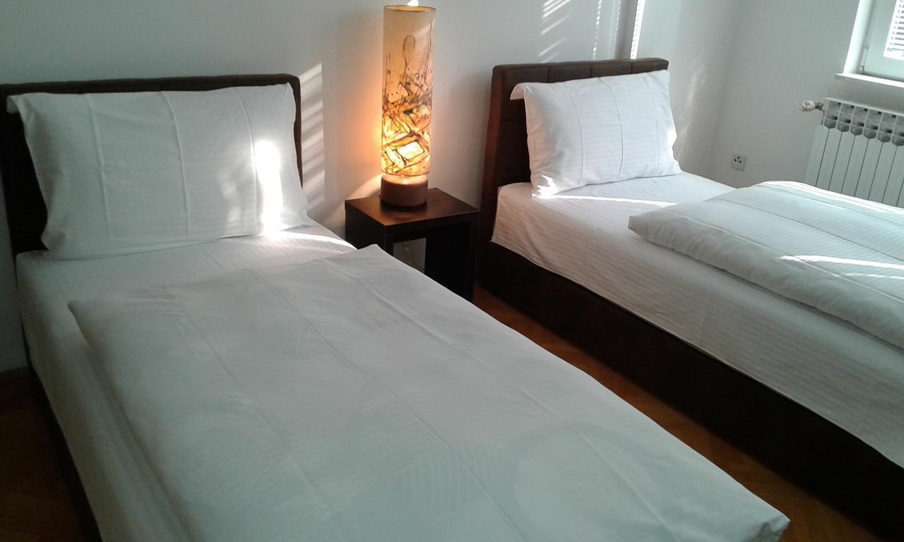 Apartment Villa Merci Сараево Екстериор снимка