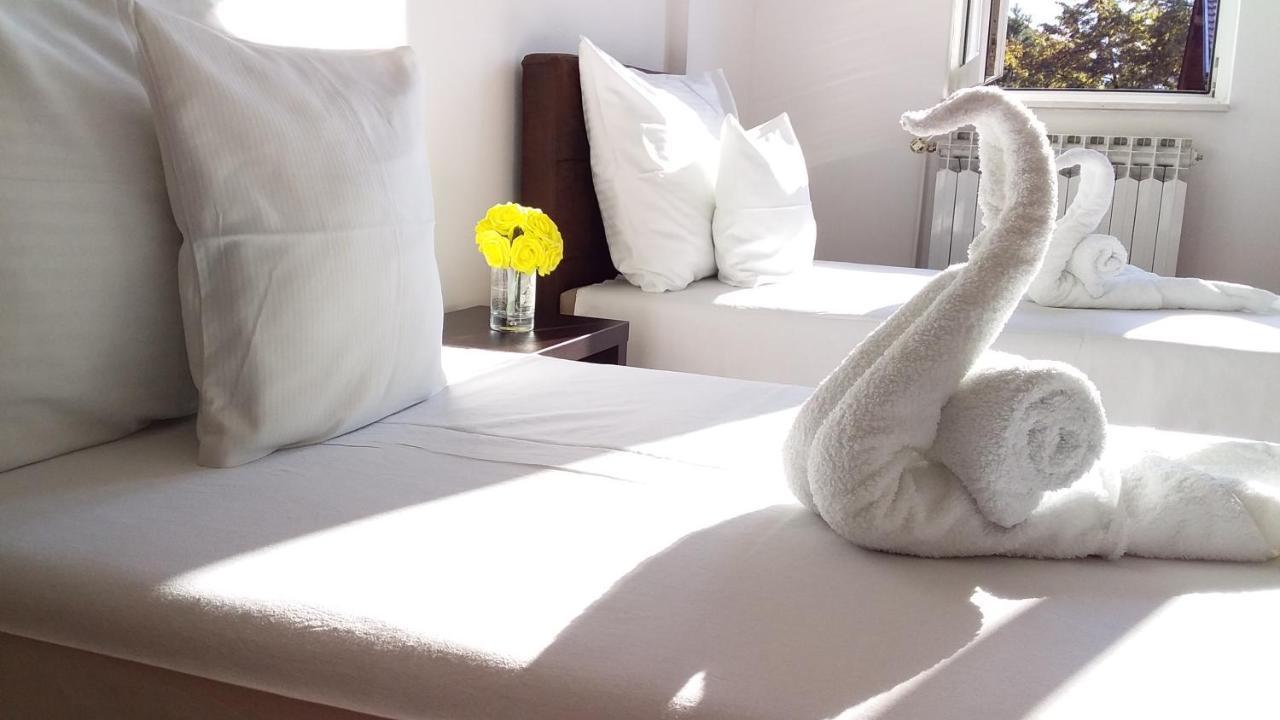 Apartment Villa Merci Сараево Стая снимка