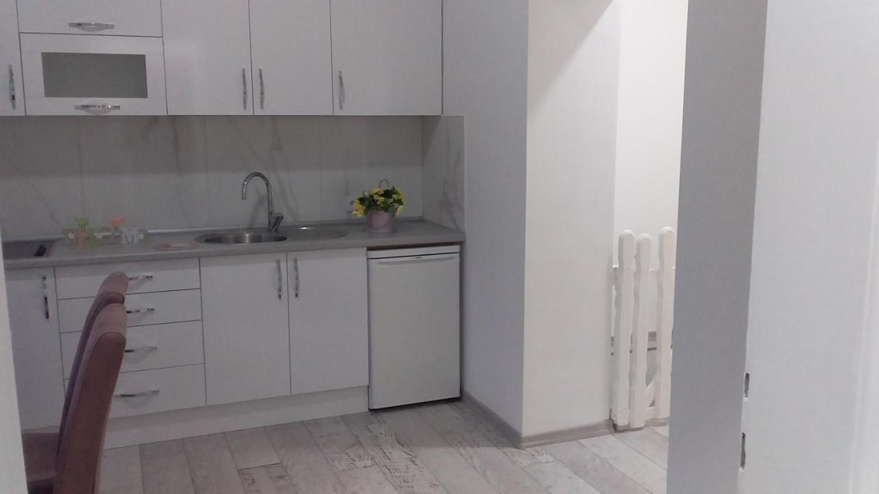 Apartment Villa Merci Сараево Стая снимка